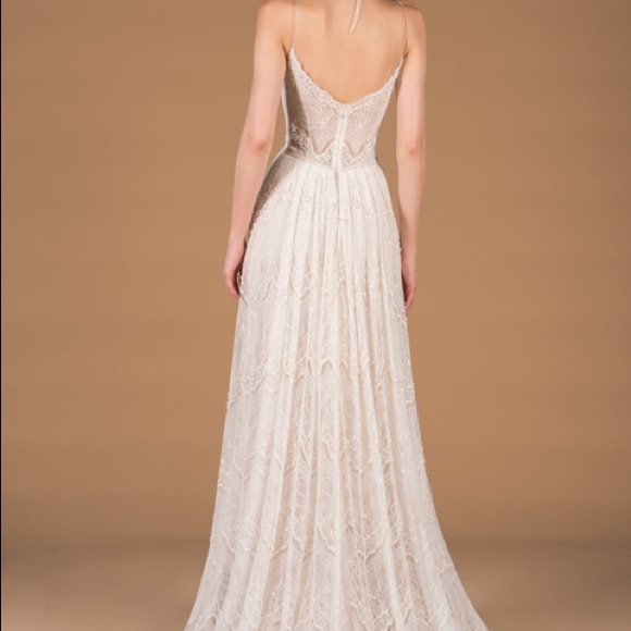 Wedding Dress - Picture 3 of 4